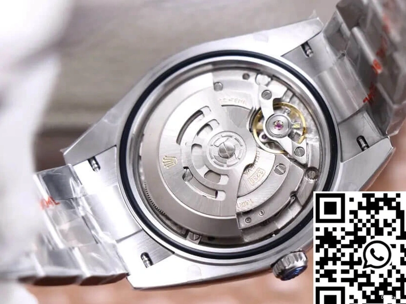 M124300-0005 Rolex Dial Factory Perpetual 41MM EW Oyster Green 0320